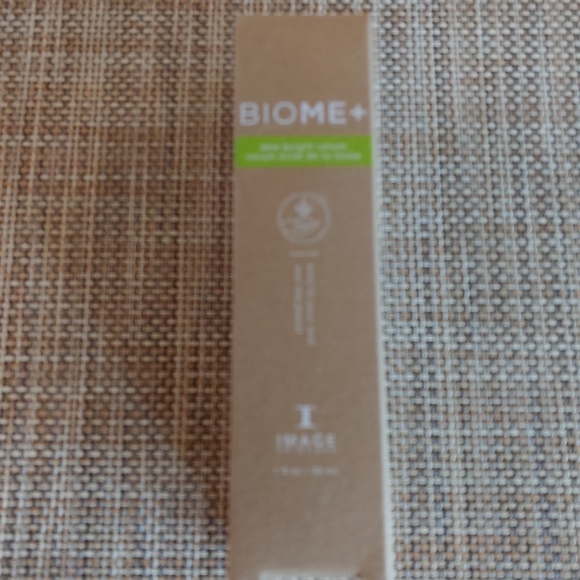 IMAGE Skincare Biome+ Serum - Picture 2 of 4